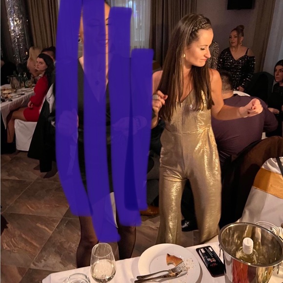 Lulus jumpsuit in gold/silver tan color. Really beautiful - Picture 1 of 6